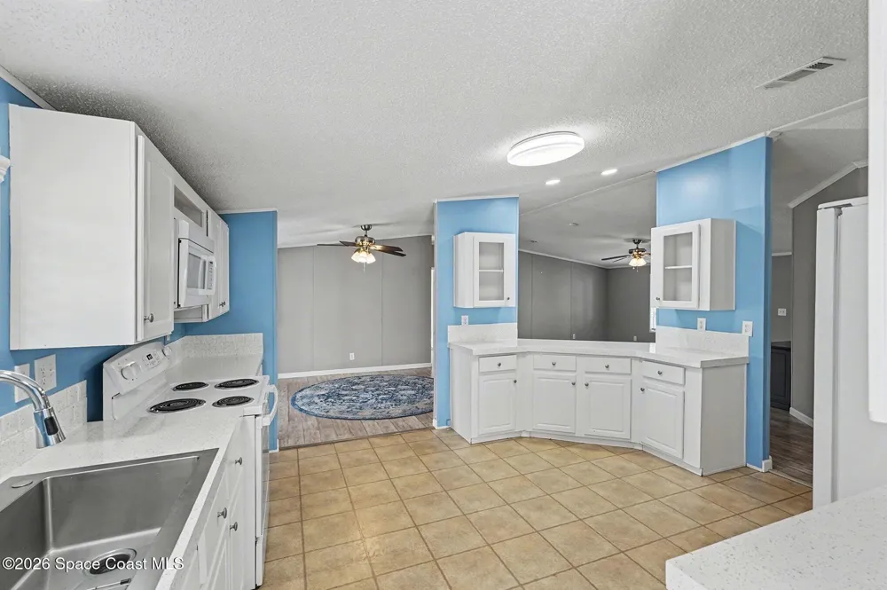 926 Laurel Circle Barefoot Bay, FL 32976