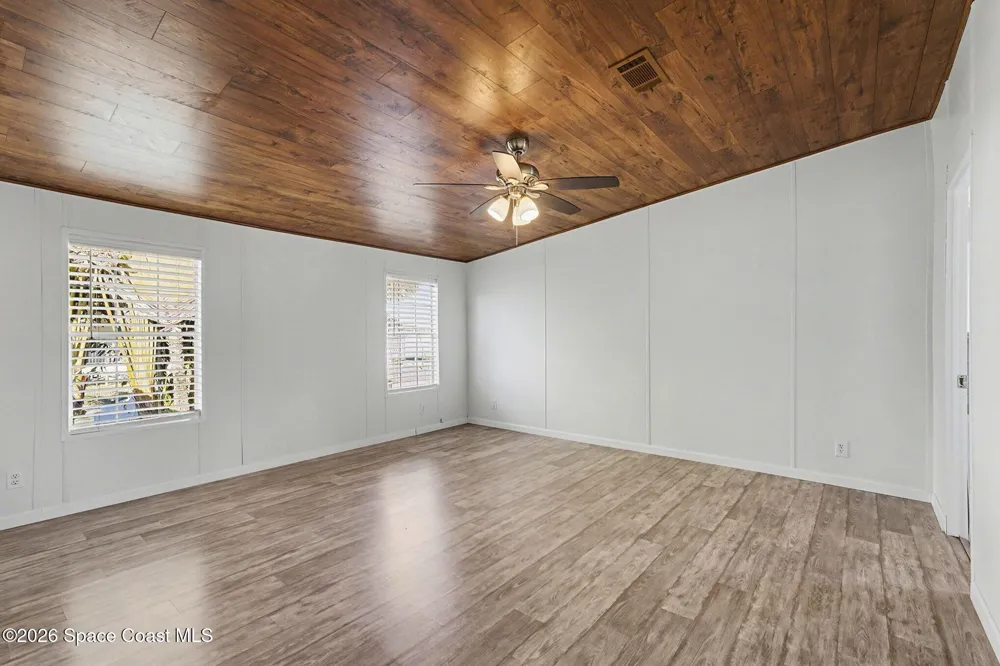926 Laurel Circle Barefoot Bay, FL 32976
