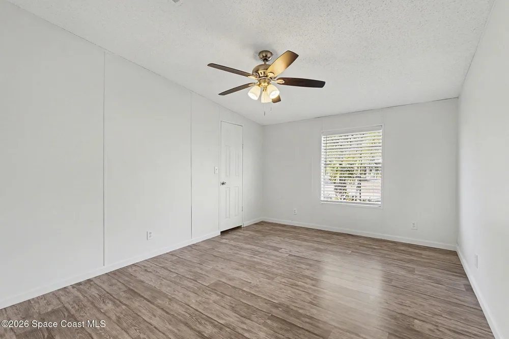 926 Laurel Circle Barefoot Bay, FL 32976