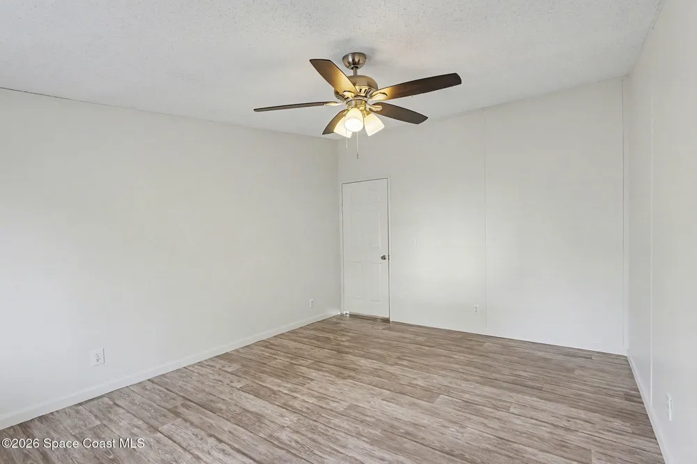926 Laurel Circle Barefoot Bay, FL 32976