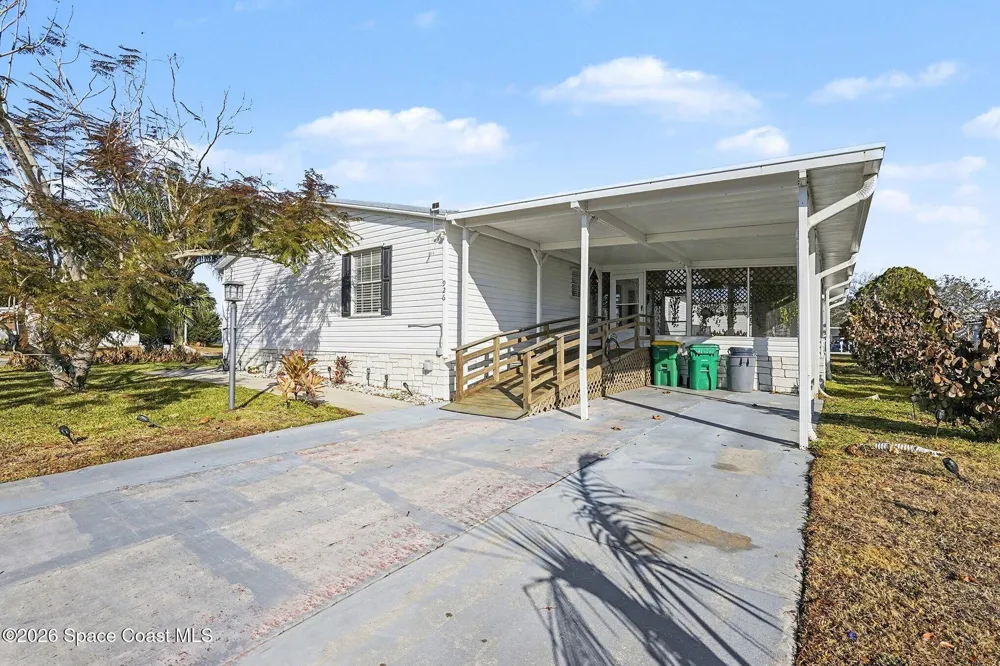 926 Laurel Circle Barefoot Bay, FL 32976