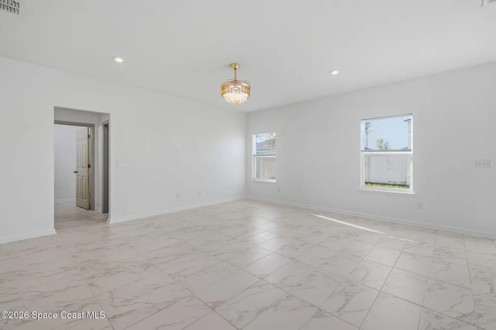 13677 Harlowton Avenue Jacksonville, FL 32256