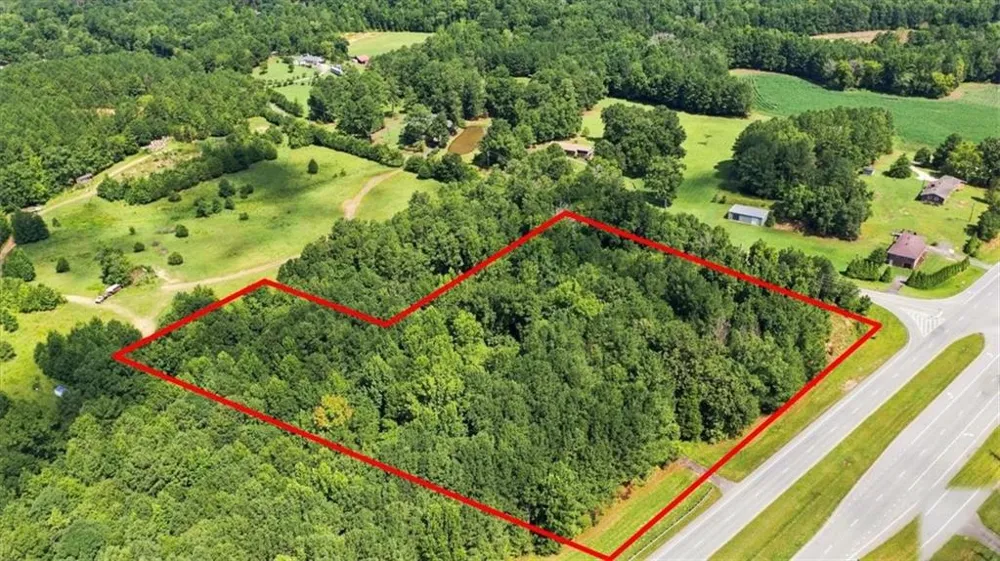 3686 Buchanan Highway Cedartown, GA 30125