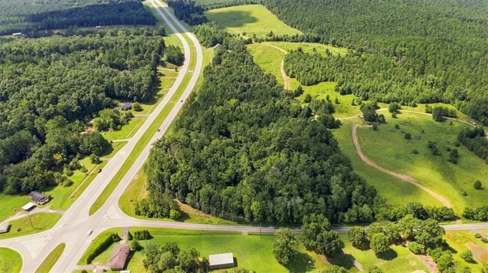 3686 Buchanan Highway Cedartown, GA 30125