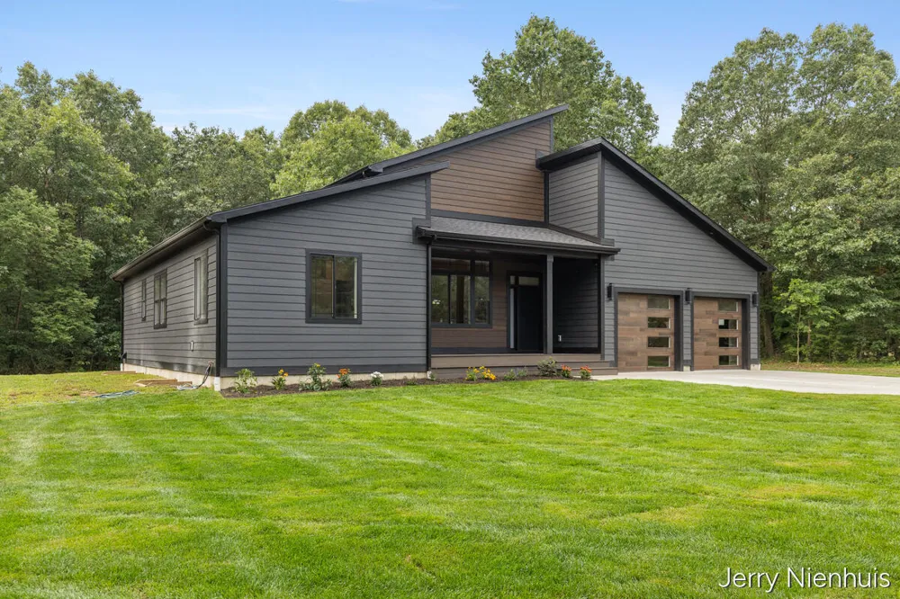 5846 113th Avenue Pullman, MI 49450