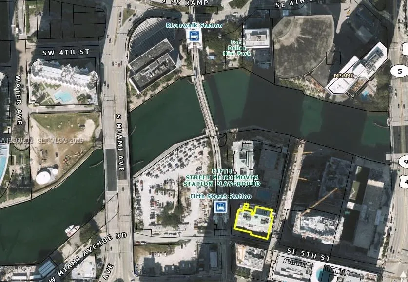 41 SE 5th St #2310 Miami, FL 33131