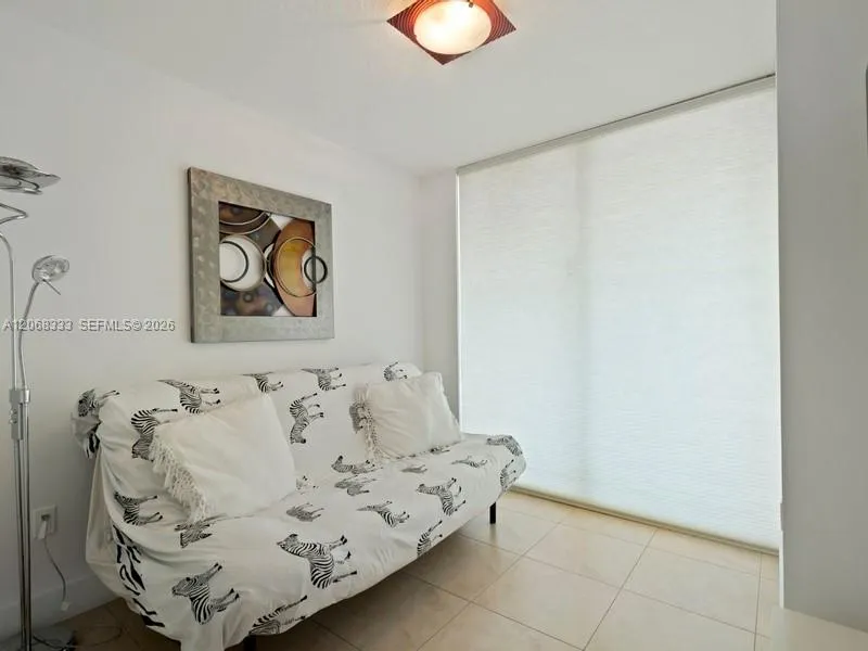 41 SE 5th St #2310 Miami, FL 33131