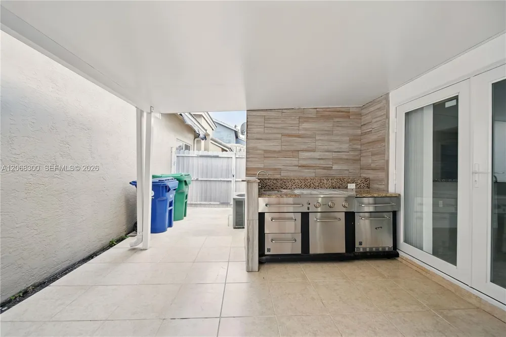 5202 NW 187th St #0 Miami Gardens, FL 33055