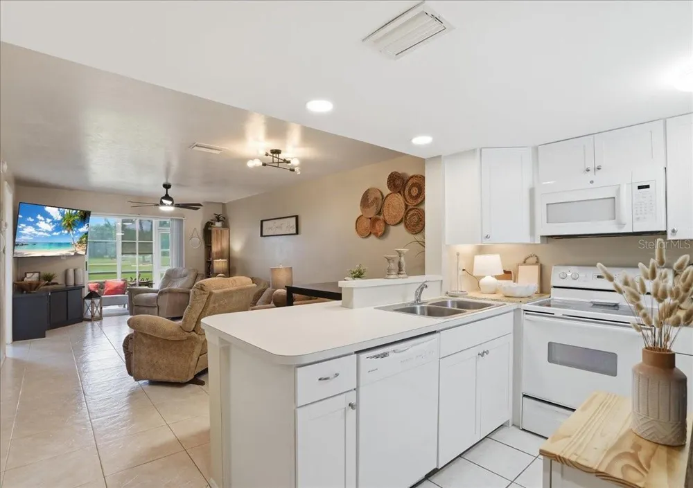 12538 SW KINGSWAY CIRCLE #1503 Lake Suzy, FL 34269