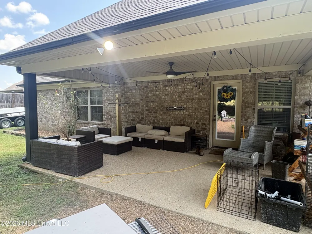 104 Creekside Drive Senatobia, MS 38668