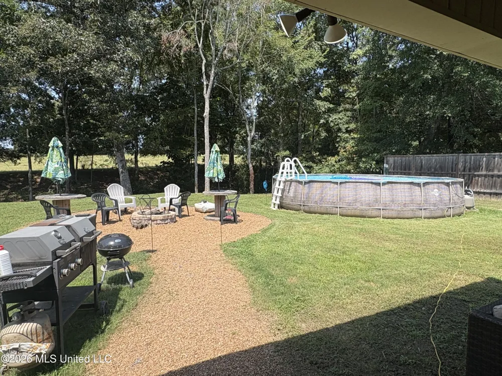 104 Creekside Drive Senatobia, MS 38668