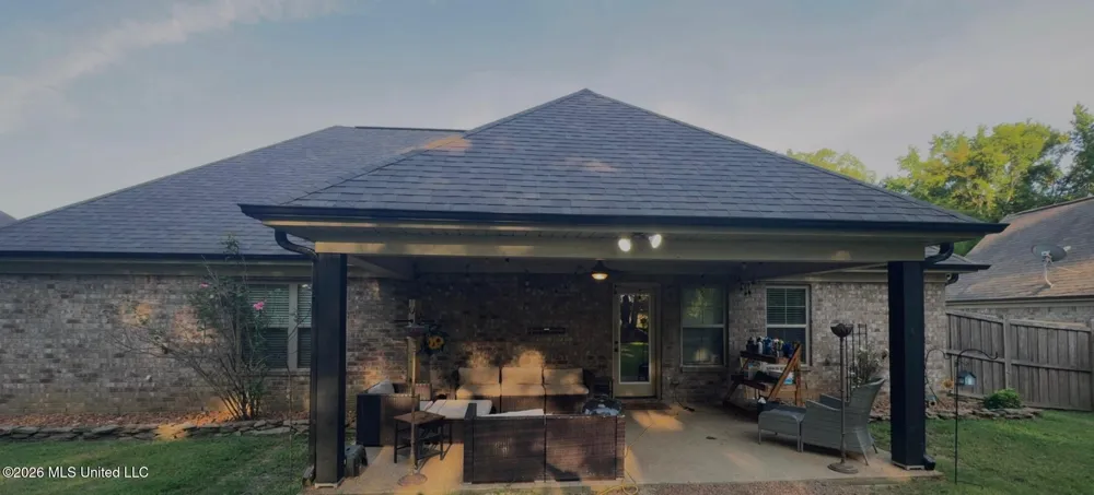 104 Creekside Drive Senatobia, MS 38668