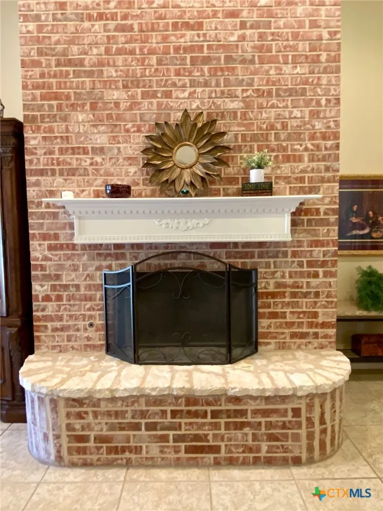 210 Ranchgate Trail McGregor, TX 76657