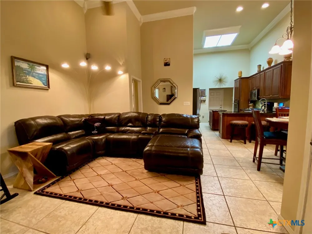 210 Ranchgate Trail McGregor, TX 76657