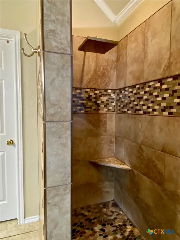 210 Ranchgate Trail McGregor, TX 76657