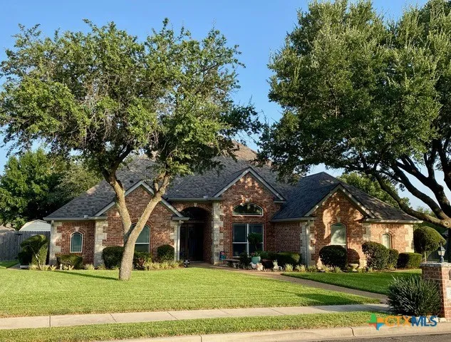 210 Ranchgate Trail McGregor, TX 76657