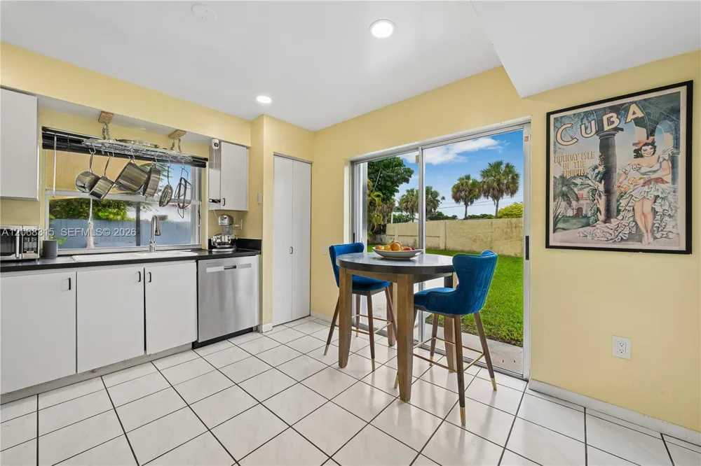 10331 SW 130th Ave Miami, FL 33186