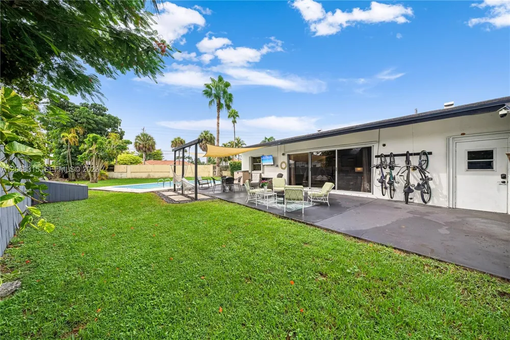 10331 SW 130th Ave Miami, FL 33186