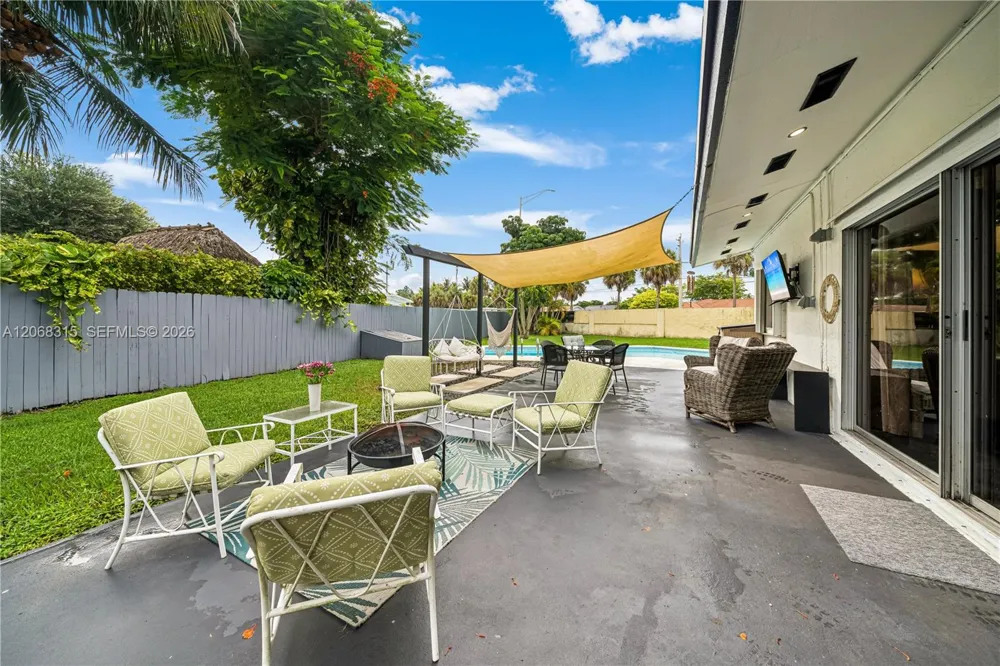 10331 SW 130th Ave Miami, FL 33186