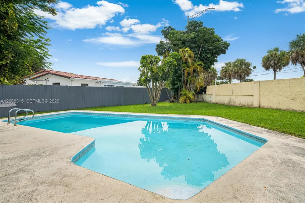 10331 SW 130th Ave Miami, FL 33186