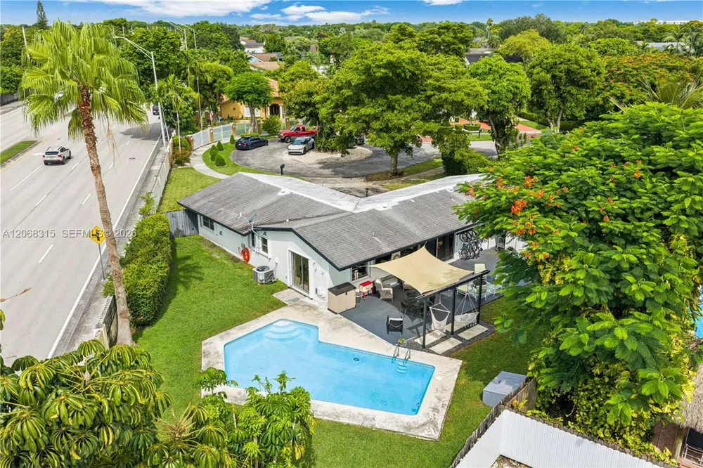 10331 SW 130th Ave Miami, FL 33186