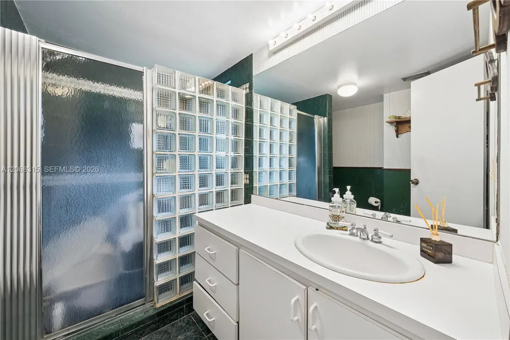 10331 SW 130th Ave Miami, FL 33186