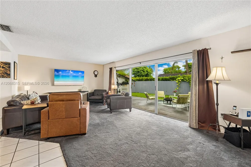 10331 SW 130th Ave Miami, FL 33186