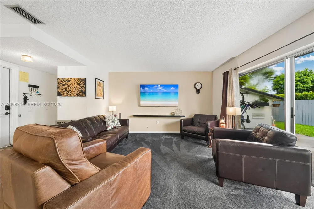 10331 SW 130th Ave Miami, FL 33186