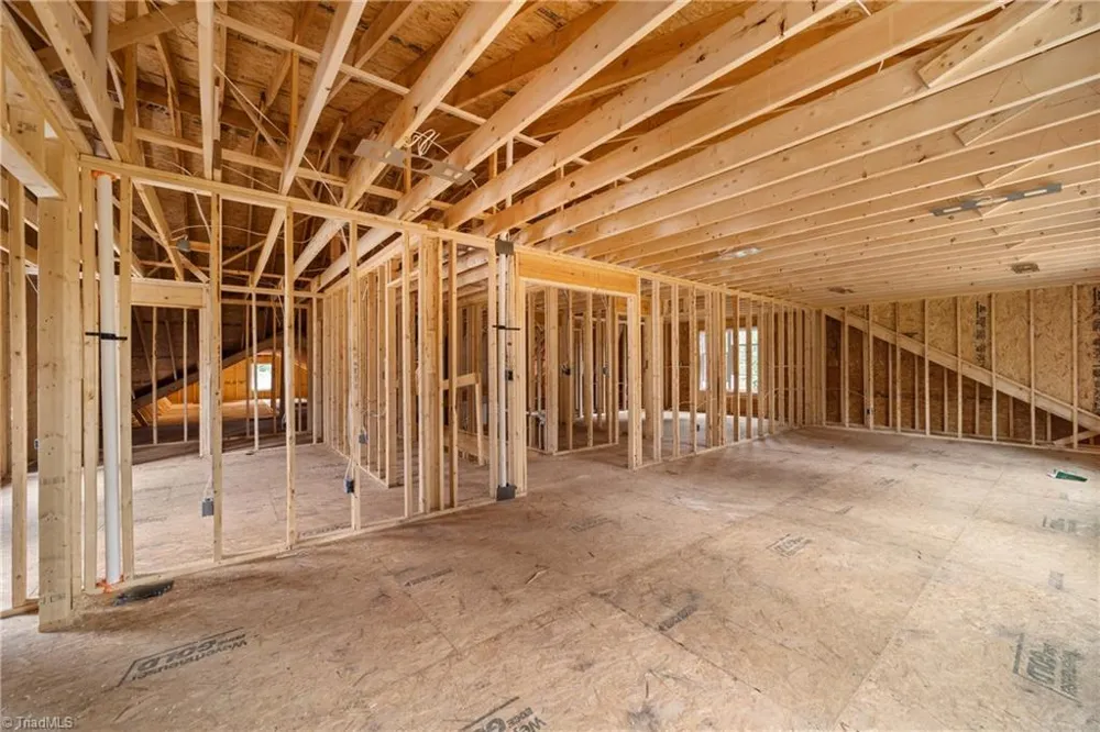 4628 Pinehill Drive Pfafftown, NC 27040