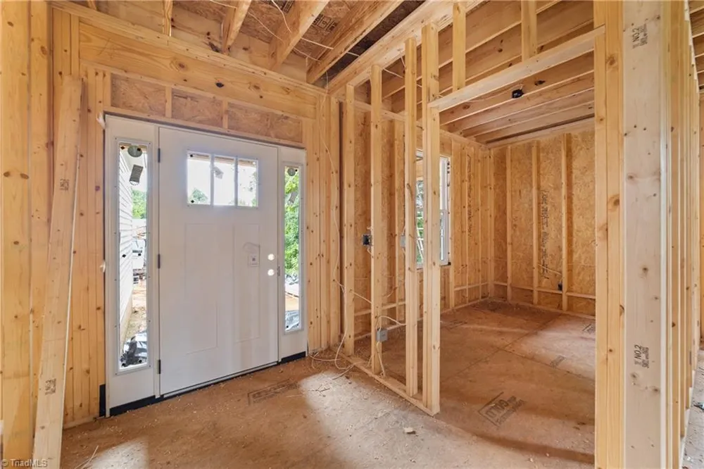 4628 Pinehill Drive Pfafftown, NC 27040