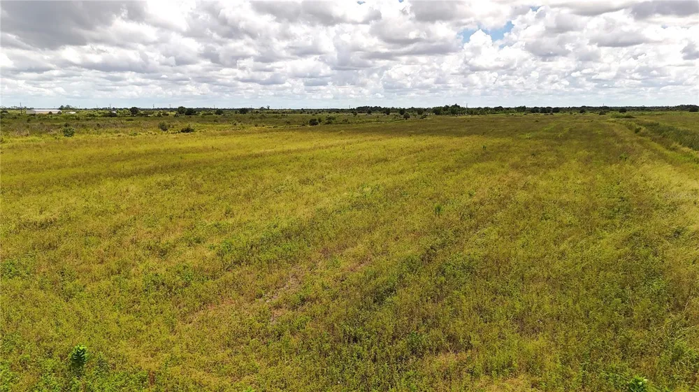 5595 1ST ROAD Labelle, FL 33935