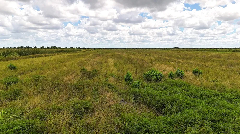 5595 1ST ROAD Labelle, FL 33935