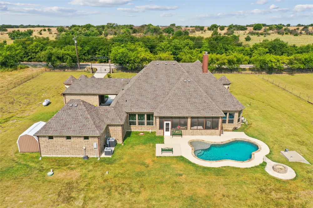 10240 Freeman Road Sanger, TX 76266