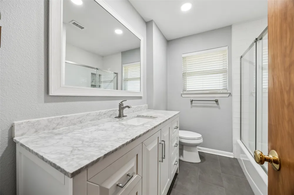 6147 Woodcrest Lane Dallas, TX 75214