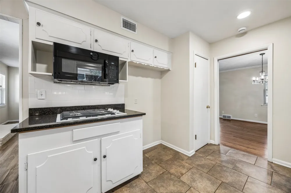 6147 Woodcrest Lane Dallas, TX 75214
