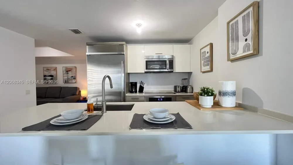 1300 Brickell Bay Dr #3400 Miami, FL 33131