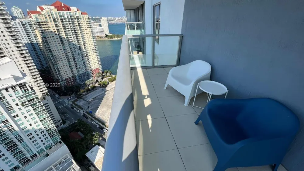 1300 Brickell Bay Dr #3400 Miami, FL 33131