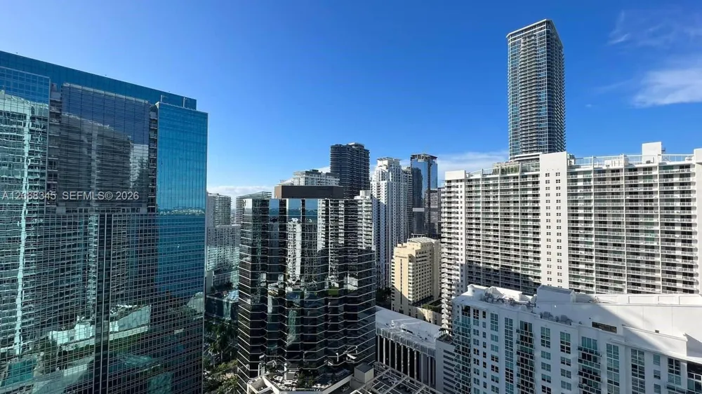 1300 Brickell Bay Dr #3400 Miami, FL 33131