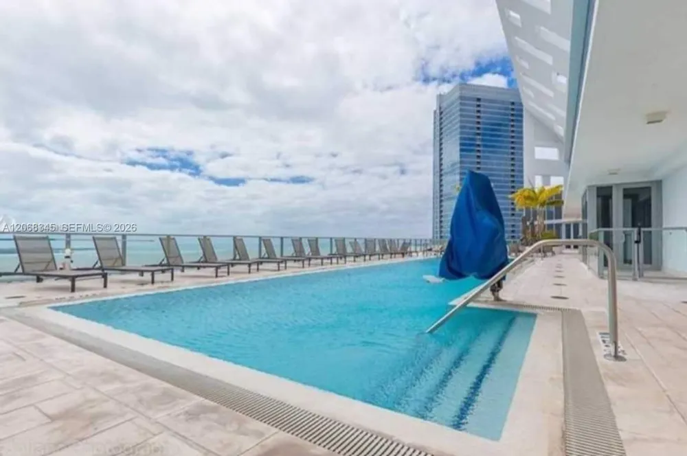 1300 Brickell Bay Dr #3400 Miami, FL 33131