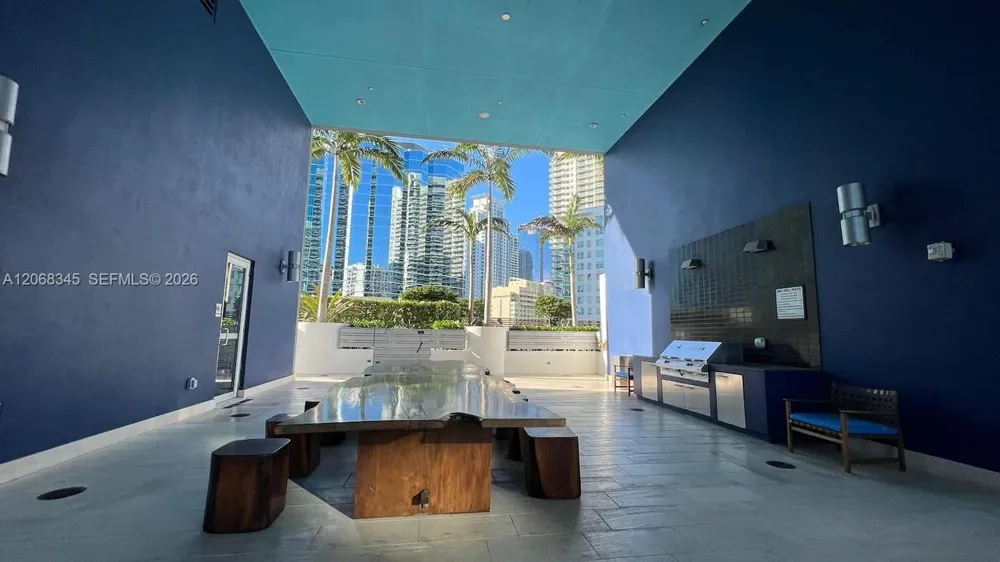 1300 Brickell Bay Dr #3400 Miami, FL 33131