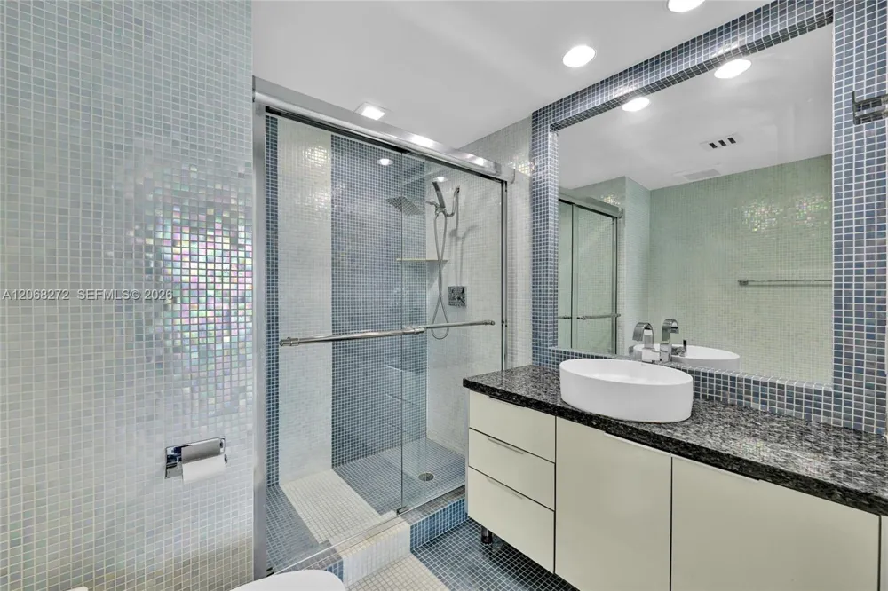 3370 Hidden Bay Dr #2813 Aventura, FL 33180