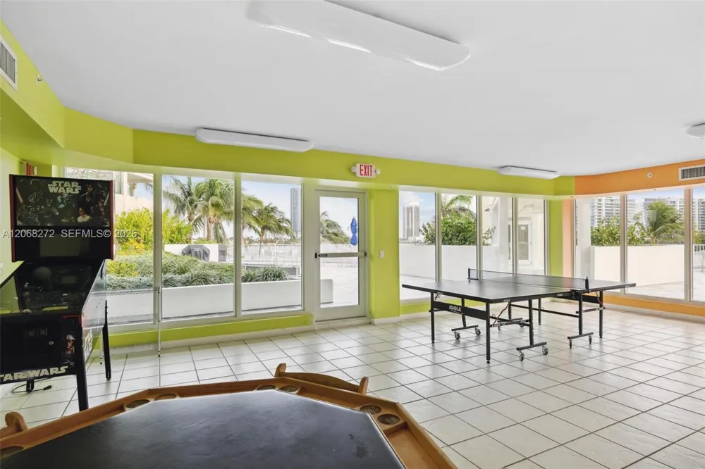 3370 Hidden Bay Dr #2813 Aventura, FL 33180