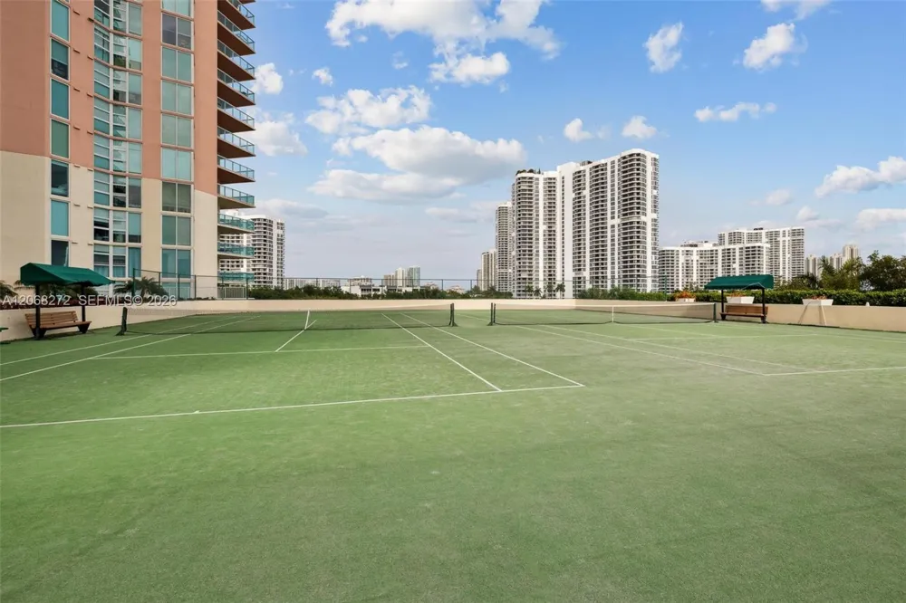 3370 Hidden Bay Dr #2813 Aventura, FL 33180