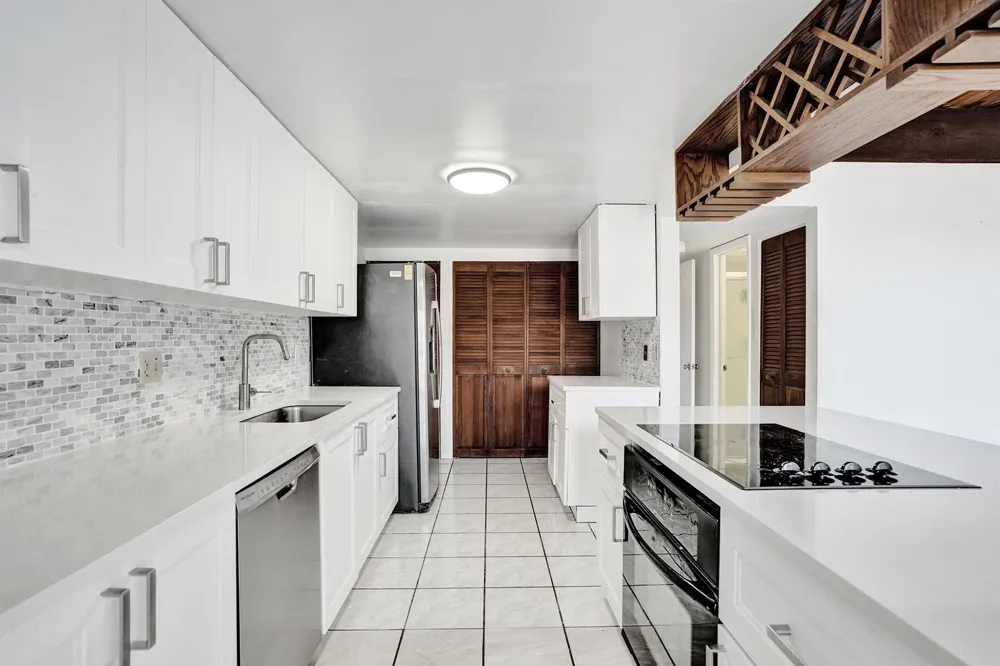 731 E COCO PLUM CIRCLE #4 Plantation, FL 33324