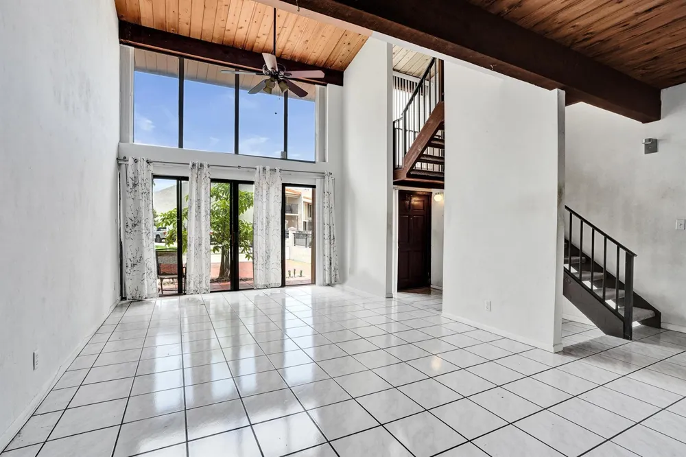 731 E COCO PLUM CIRCLE #4 Plantation, FL 33324