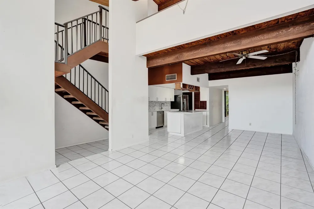 731 E COCO PLUM CIRCLE #4 Plantation, FL 33324