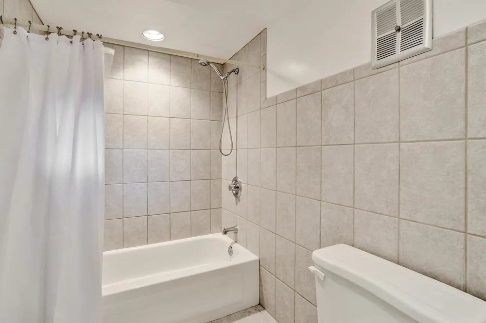731 E COCO PLUM CIRCLE #4 Plantation, FL 33324