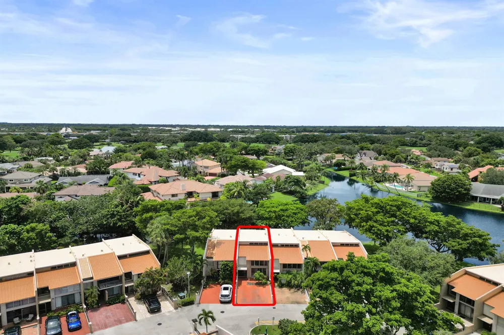 731 E COCO PLUM CIRCLE #4 Plantation, FL 33324