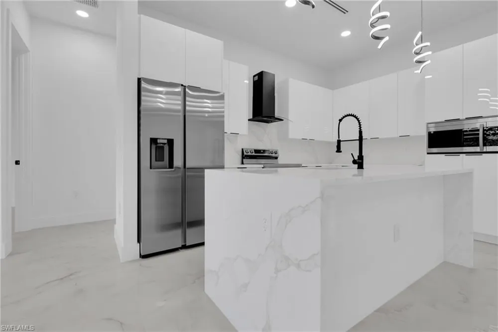 1905 W 13th Street Lehigh Acres, FL 33972