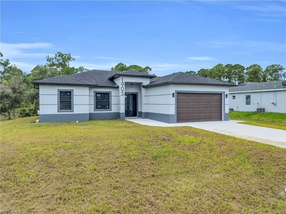 1905 W 13th Street Lehigh Acres, FL 33972